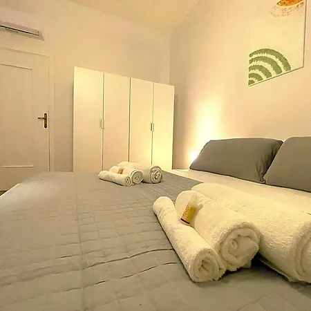 Palazzo Tondo Apartment *